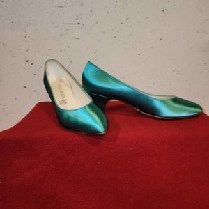 Satin Dress shoe, dyed Turquoise